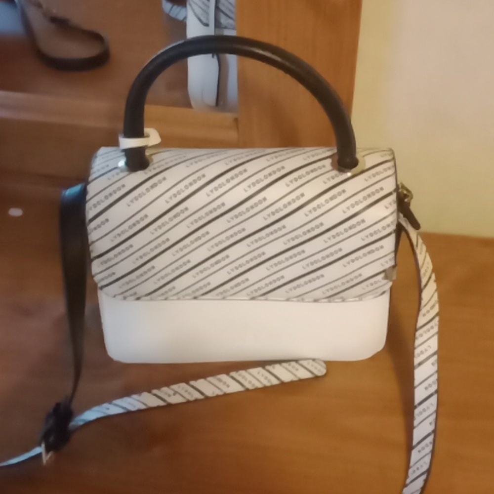 Lydo London Purse